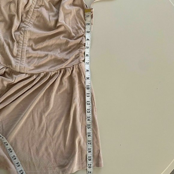 LE LIS Romper Ribbed Spaghetti Straps Criss Cross Back Beige Color Size Large - Picture 8 of 8
